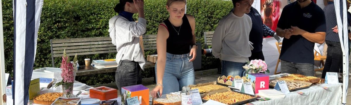 BNE-Team und 13. Jahrgang der Beruflichen Schule begeistern Berufliche Schule des Kreises Stormarn in Bad Oldesloe
