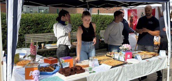 BNE-Team und 13. Jahrgang der Beruflichen Schule begeistern Bild zu BNE-Team und 13. Jahrgang der Beruflichen Schule begeistern