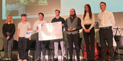 Learn-Share-Care AG erhält Auszeichnung beim Oldesloer Jugend Courage Preis